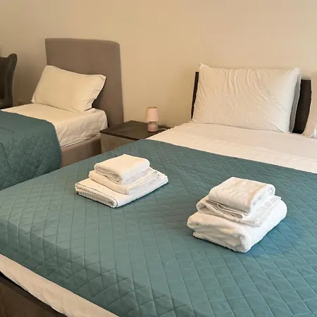 C D Candia Apartment