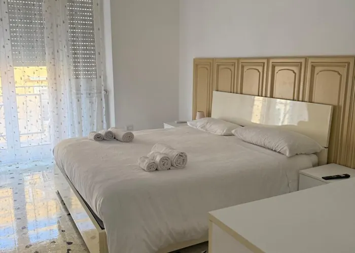 C D Candia Affittacamere 4*